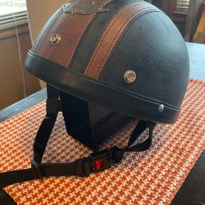 Retro/Vintage look two tone leather half helmet